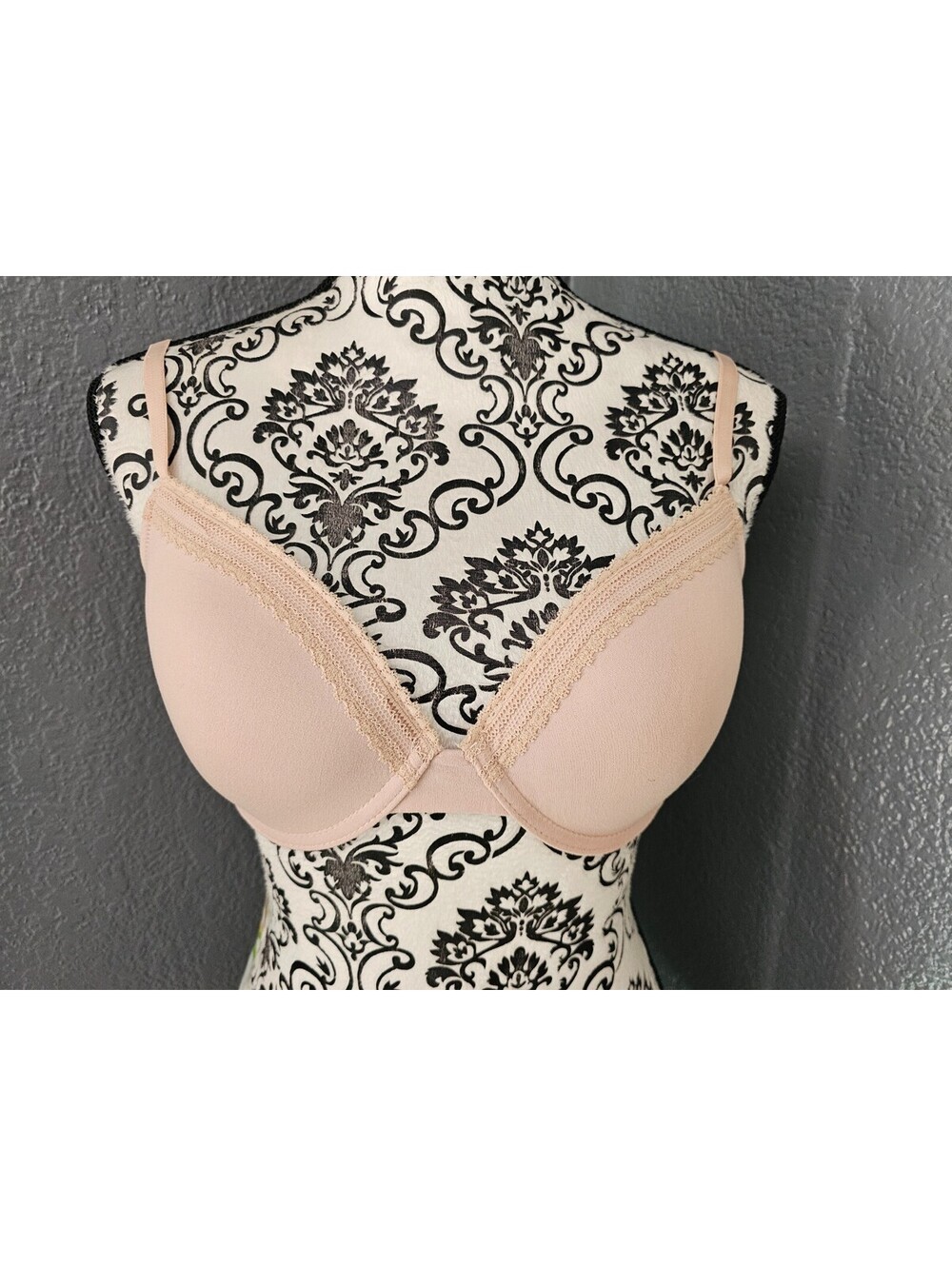 Women's Lucky Brand Bra Size 36C Biege Opaque Underwire Padded Hook & Eye Comfy